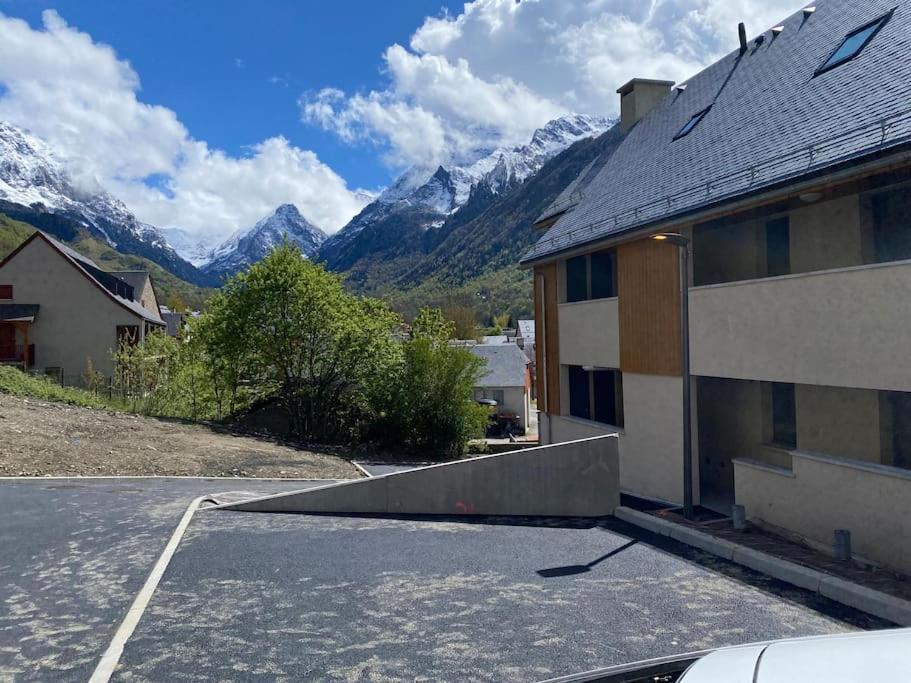 Charmant T4 Duplex Vue Montagne ลูด็องวีแย็ล ภายนอก รูปภาพ