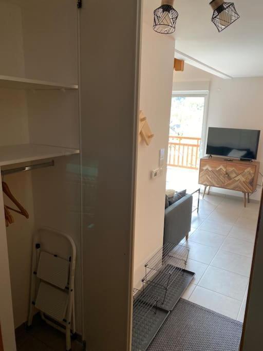Charmant T4 Duplex Vue Montagne ลูด็องวีแย็ล ภายนอก รูปภาพ