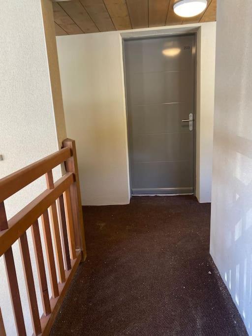 Charmant T4 Duplex Vue Montagne ลูด็องวีแย็ล ภายนอก รูปภาพ